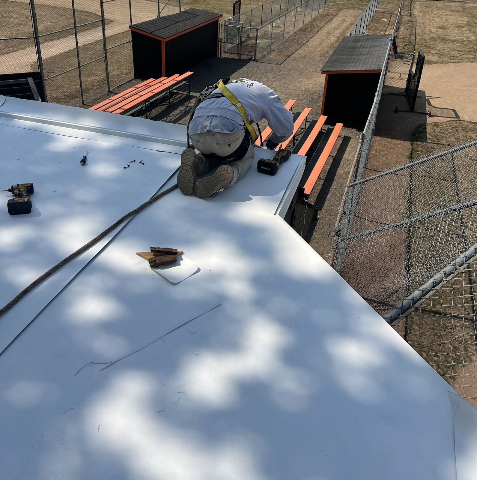 Commercial flat roof maintenance service being performed in Southwest Washington